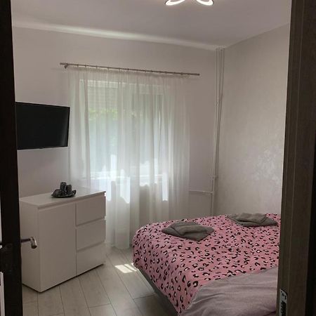 أرادايا Apartament Regim Hotelier المظهر الخارجي الصورة
