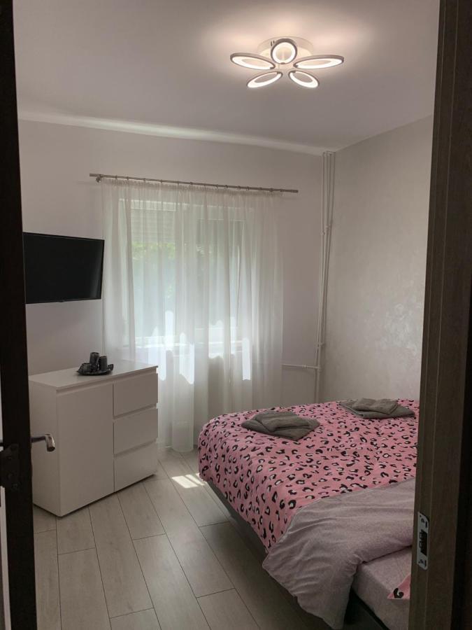 أرادايا Apartament Regim Hotelier المظهر الخارجي الصورة